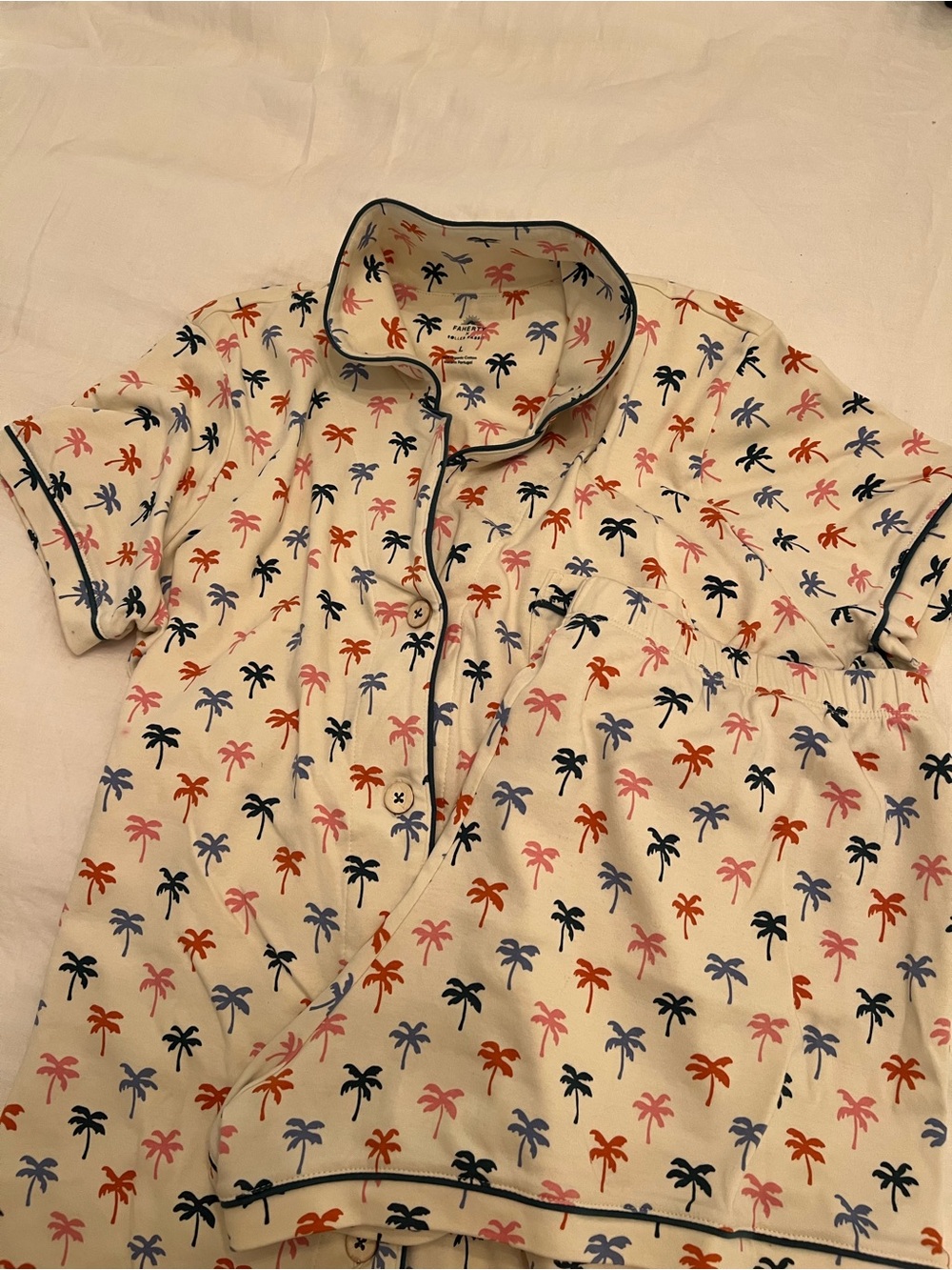 Roller Rabbit Cream Pajama Set with Navy, Pink & Orange Palm Print. Size Large